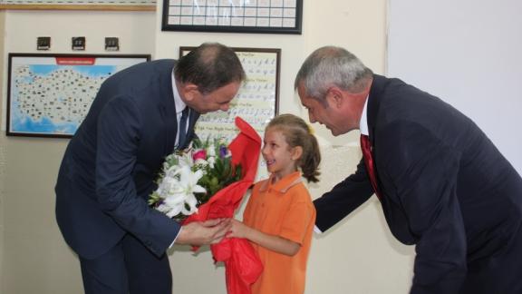 2016-2017 Eğitim-Öğretim Yılı Açılışı Mehmet Süha Uçar Bahçecik körfez İlkokulu´nda gerçekleştirildi.